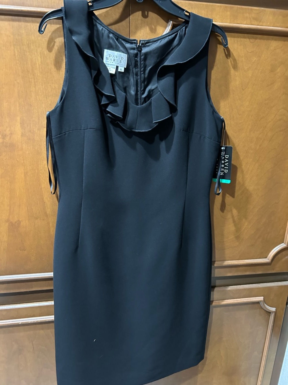 Black David Warren Ruffle-Neck Sleeveless Sheath Dress